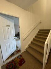 1610 Oakfield Dr in Ann Arbor, MI - Building Photo - Building Photo