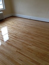 320 E 5th St, Unit 2 in Duluth, MN - Foto de edificio - Building Photo