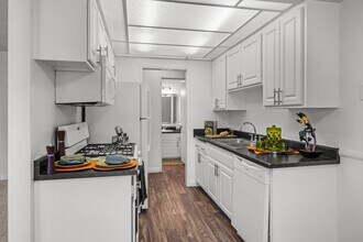 Timbers Upland Apartments in Upland, CA - Building Photo - Building Photo