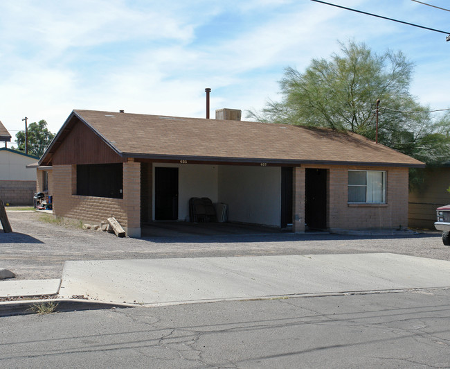 631-637 W 40th St in Tucson, AZ - Foto de edificio - Building Photo