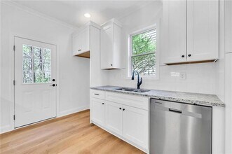 207 Riverstone Commons Cir in Canton, GA - Building Photo - Building Photo