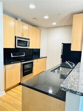 400 W Peachtree St NW in Atlanta, GA - Building Photo - Building Photo