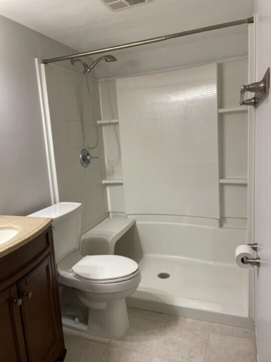 3710 N Pine Island Rd in Sunrise, FL - Building Photo