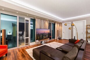2700 Las Vegas Blvd S in Las Vegas, NV - Building Photo