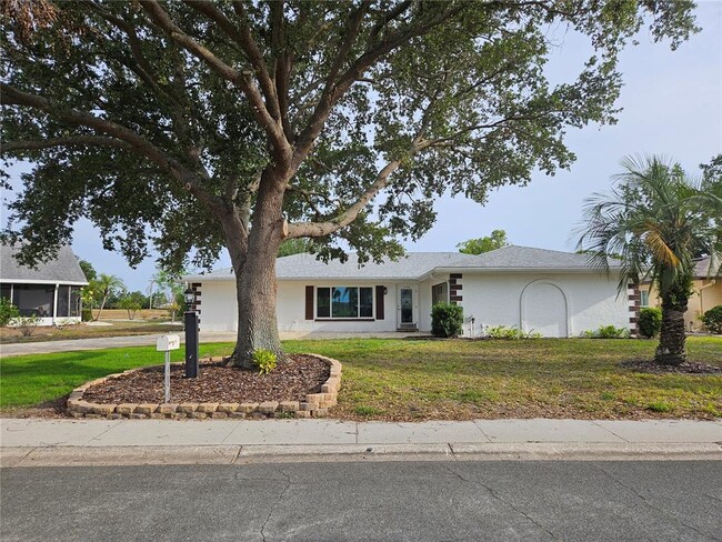 property at 1508 Flamingo Ln