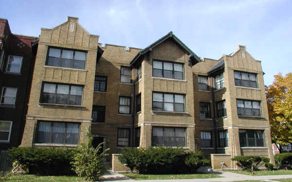 11000-11004 S Vernon Ave in Chicago, IL - Building Photo