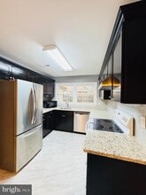 12704 Flagship Ct in Herndon, VA - Building Photo - Building Photo