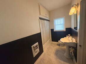 1104 11th St in Lake Charles, LA - Building Photo - Building Photo