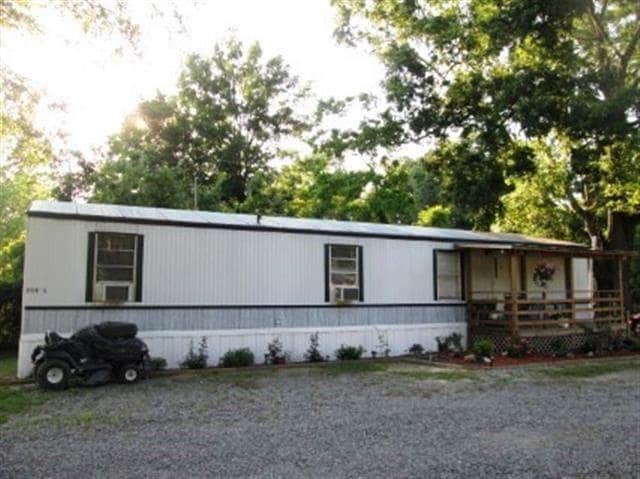 702-704 Smith St in West Monroe, LA - Foto de edificio - Building Photo