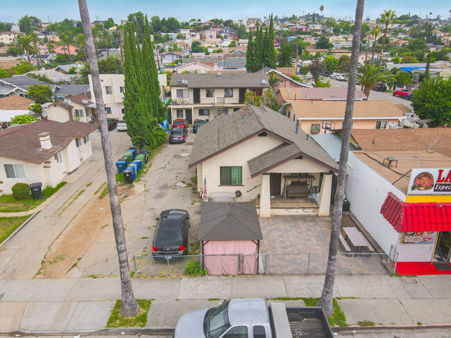 3521 E Cesar E Chavez Ave in Los Angeles, CA - Building Photo - Building Photo