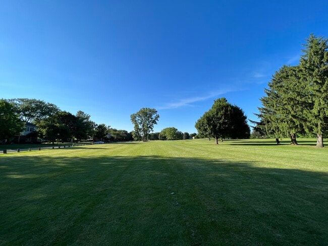 3306 Alpine Dr in Ann Arbor, MI - Building Photo - Building Photo