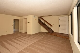 2710 Via Colima in Carlsbad, CA - Building Photo - Building Photo