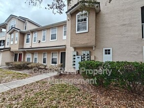 10075 Gate Pkwy N in Jacksonville, FL - Building Photo - Building Photo