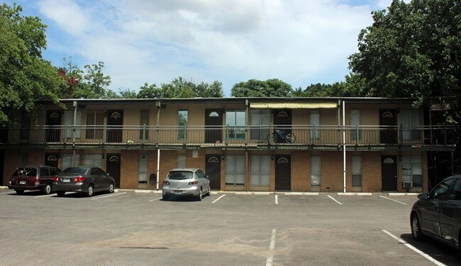 Hyde Park Flats in Austin, TX - Building Photo - Building Photo