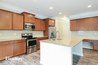 58 Creststone Ct in Clayton, NC - Building Photo - Building Photo