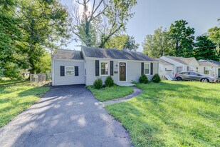 414 S Harvey Ave in Ferguson, MO - Building Photo