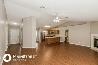 10450 McGirts Creek Dr in Jacksonville, FL - Building Photo - Building Photo