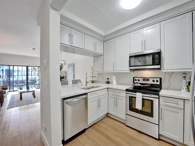 4300 S Ocean Blvd in Highland Beach, FL - Building Photo - Building Photo