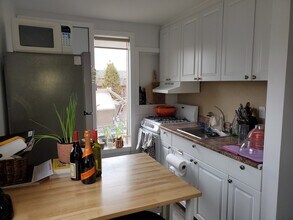 39 Marchmount Rd in Toronto, ON - Building Photo - Building Photo