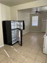 1777 Rousselin Dr in New Orleans, LA - Building Photo - Building Photo