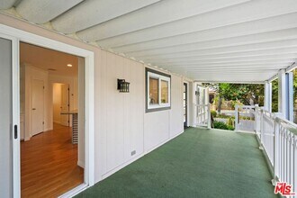 29500 Heathercliff Rd in Malibu, CA - Building Photo - Building Photo