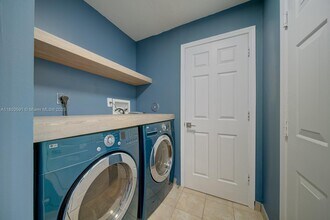 2210 NW 171st Terrace in Pembroke Pines, FL - Building Photo - Building Photo