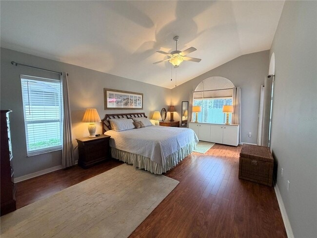 8317 9th Ave Terrace NW in Bradenton, FL - Foto de edificio - Building Photo
