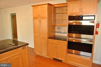 421 Park Hills Dr in Mechanicsburg, PA - Building Photo - Building Photo