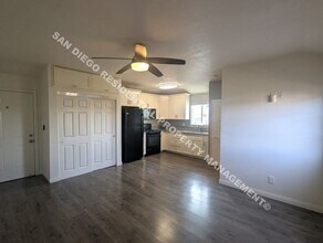 7574 Saranac Ave in La Mesa, CA - Building Photo - Building Photo