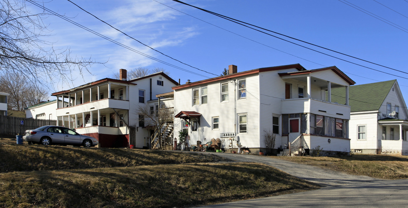 62 Washington St in Augusta, ME - Building Photo