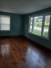 1555 Myrtle Ave in Danville, VA - Foto de edificio - Building Photo