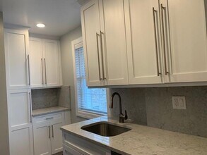 655 Belle Terre Rd in Port Jefferson, NY - Building Photo - Building Photo