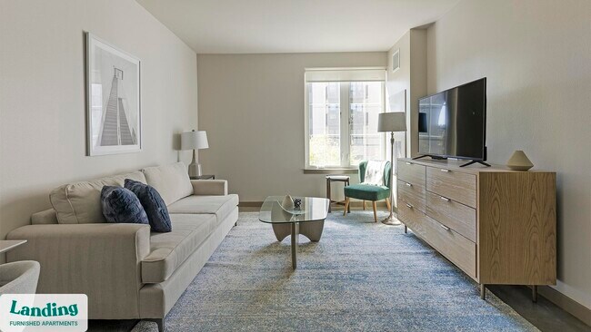 1850 NW Front Ave in Portland, OR - Building Photo - Building Photo