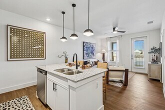 Chapel Park in Waco, TX - Foto de edificio - Building Photo