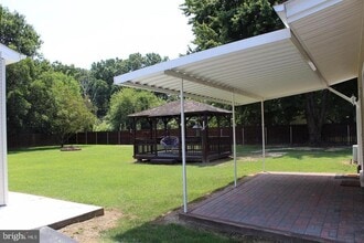 6031 Rosedale Dr in King George, VA - Building Photo - Building Photo