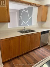 8 Epsom Rd in Barrie, ON - Building Photo - Building Photo