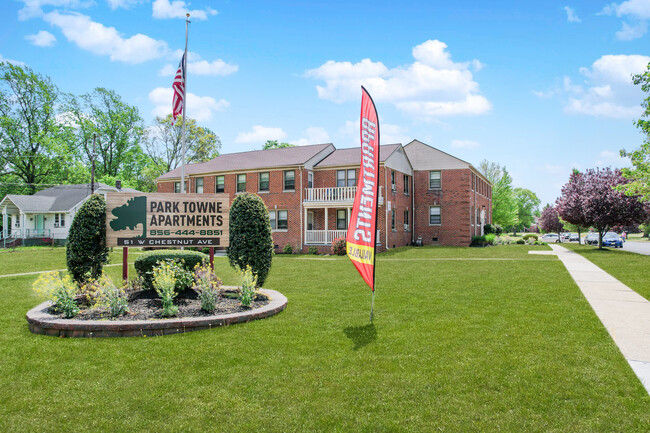 Park Towne Apartments in Vineland, NJ - Building Photo - Building Photo