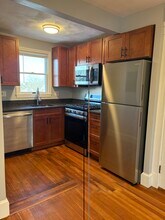 12 Madison Ave, Unit 1 in Beverly, MA - Building Photo - Building Photo