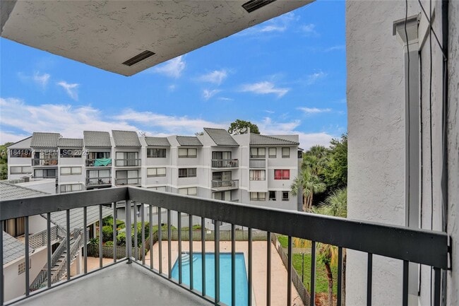 1850 N Congress Ave in West Palm Beach, FL - Building Photo - Building Photo