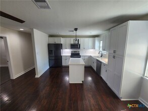 1709 E Avenue H in Temple, TX - Building Photo - Building Photo
