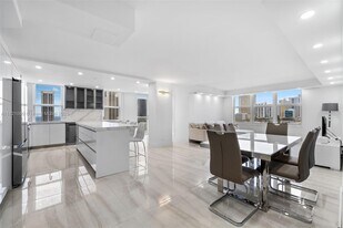 230 174th St in Sunny Isles Beach, FL - Building Photo