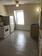 324 Valley St, Unit 30 in Willimantic, CT - Building Photo - Building Photo