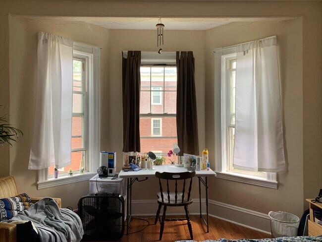 109 Murdock St, Unit #2 in Boston, MA - Foto de edificio - Building Photo