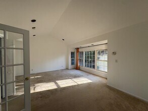 1450 Meadow Ln in Mountain View, CA - Building Photo - Building Photo