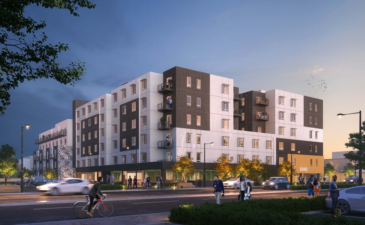 64 Forty in San Diego, CA - Building Photo