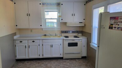 820 Windom St in Wayne, NE - Building Photo - Building Photo