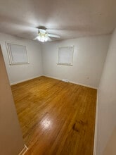 2420 Zurschmeide Dr in New Albany, IN - Building Photo - Building Photo