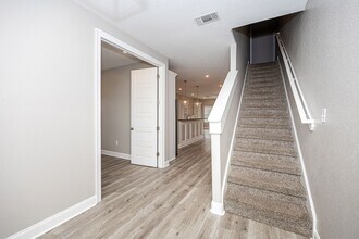 10463 W Landon Green Cir in Gulfport, MS - Building Photo - Building Photo