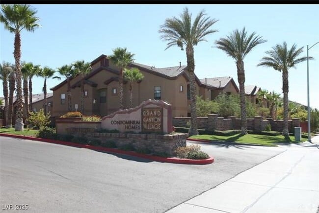 property at 8250 N Grand Canyon Dr