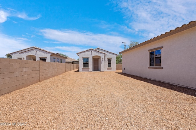 property at 2350 N Norris Ave